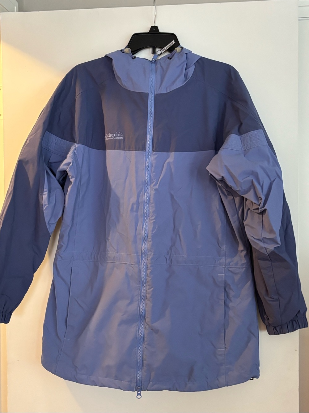 Columbia Two-Tone Hooded Rain Shell